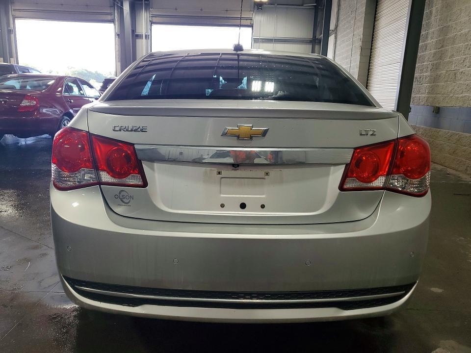 2015 CHEVROLET CRUZE LTZ — Фото 6 из 12