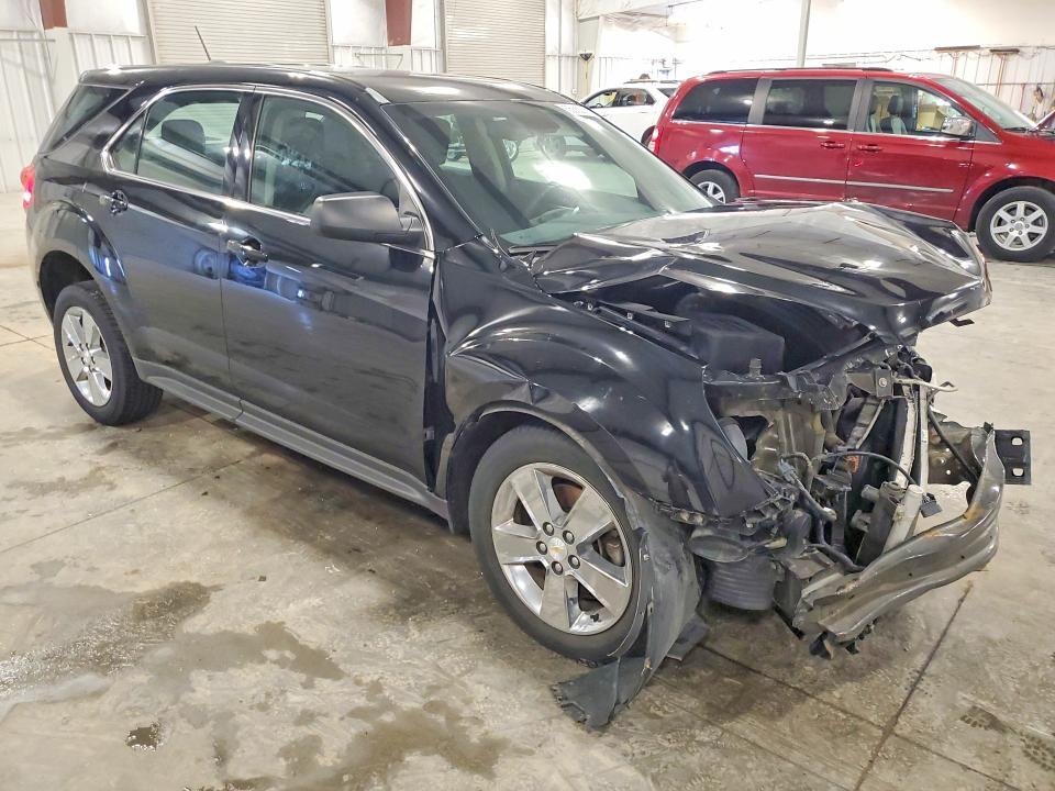 2015 CHEVROLET EQUINOX LS — Фото 4 из 14