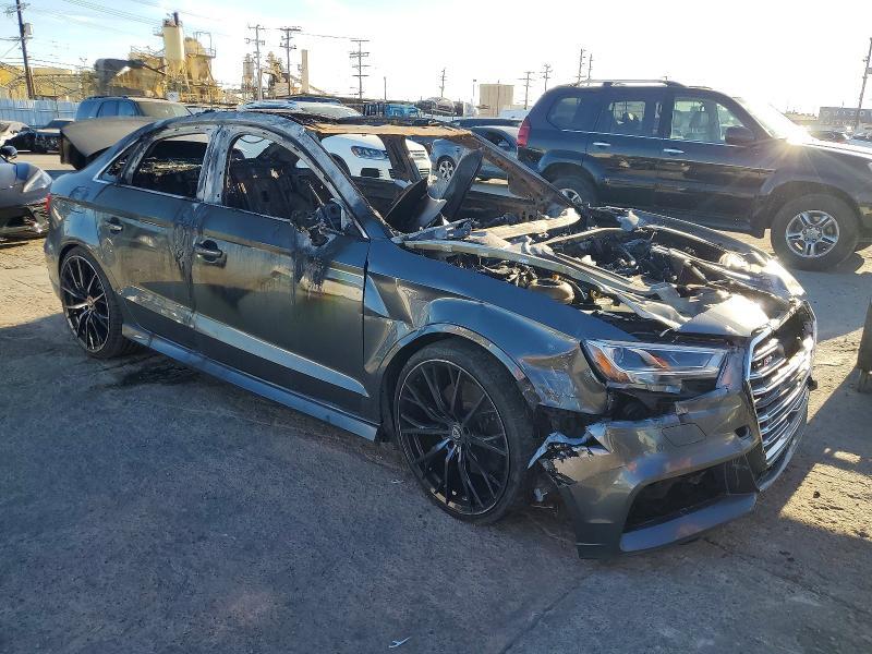 WAUF1GFF0H1053439 2017 AUDI S3 photo no. 4