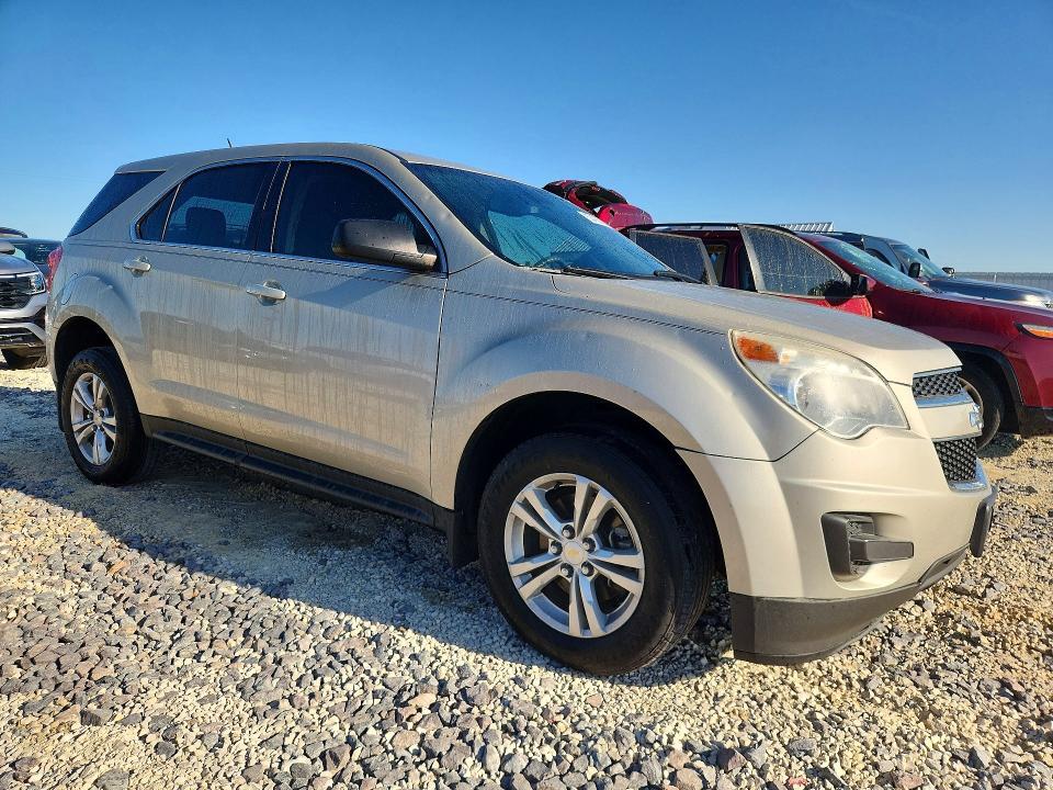 1GNALAEK5FZ125650 2015 CHEVROLET EQUINOX photo no. 4