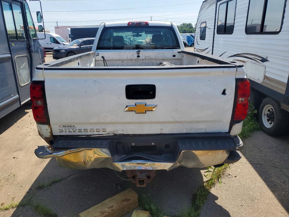 2015 CHEVROLET SILVERADO K3500 — Фото 6 из 12