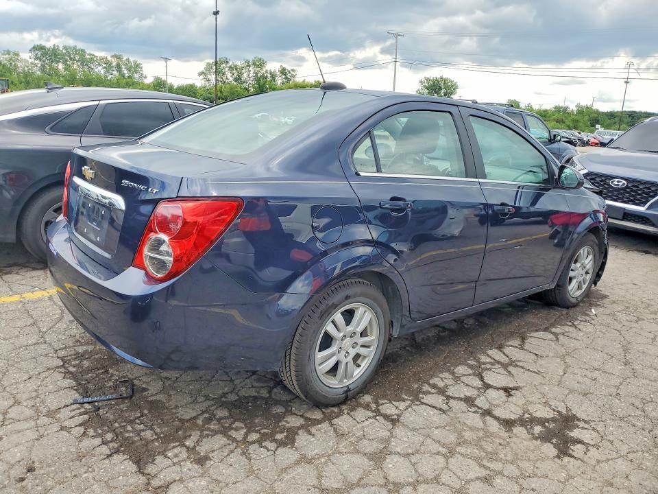 1G1JC5SH2F4130948 2015 CHEVROLET SONIC photo no. 3