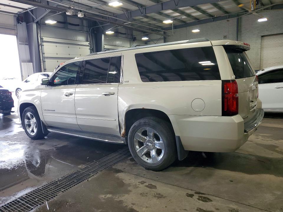 2015 CHEVROLET SUBURBAN K1500 LTZ — Фото 2 из 13