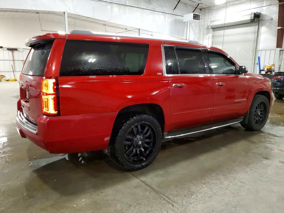 2015 CHEVROLET SUBURBAN K1500 LTZ — Фото 3 из 13