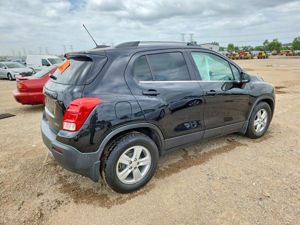2015 CHEVROLET TRAX 1LT — Фото 3 из 12
