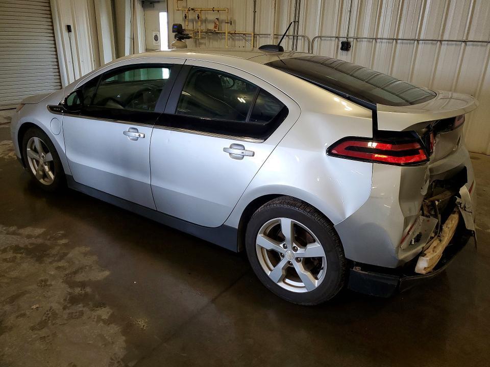 2015 CHEVROLET VOLT — Фото 2 из 12