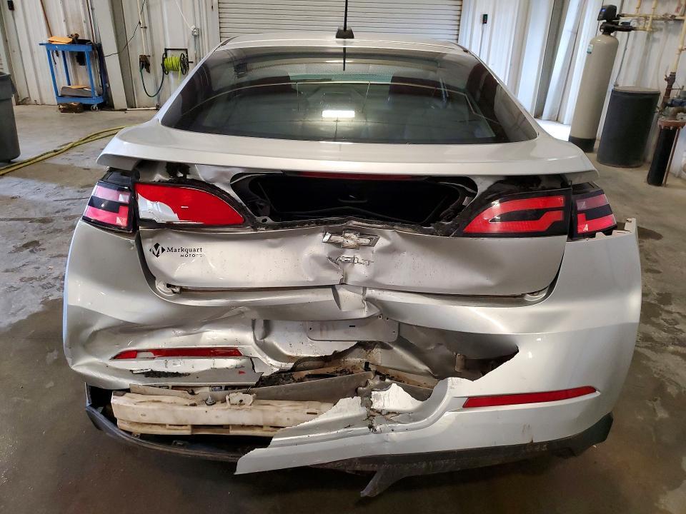 2015 CHEVROLET VOLT — Фото 6 из 12