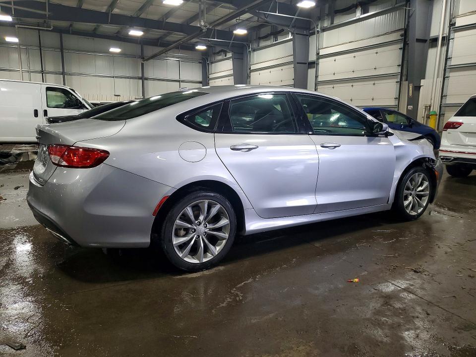 2015 CHRYSLER 200 S — Фото 3 из 12