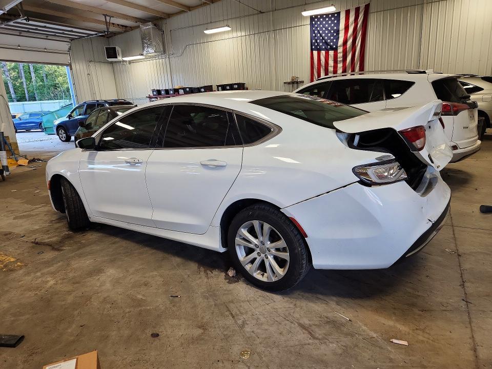 2015 CHRYSLER 200 LIMITED — Фото 2 из 12
