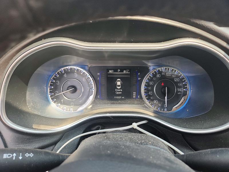 2015 CHRYSLER 200 LIMITED — Фото 9 из 12