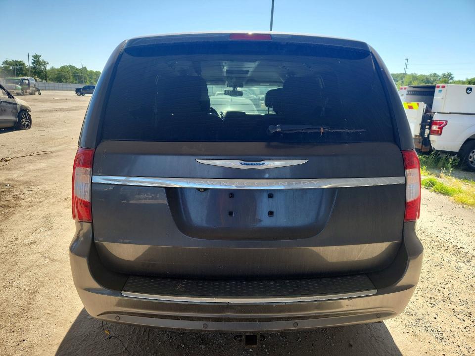 2015 CHRYSLER TOWN & COUNTRY TOURING L — Фото 6 из 13