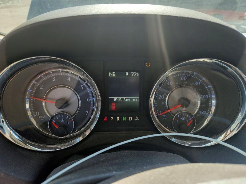 2015 CHRYSLER TOWN & COUNTRY TOURING L — Фото 9 из 13