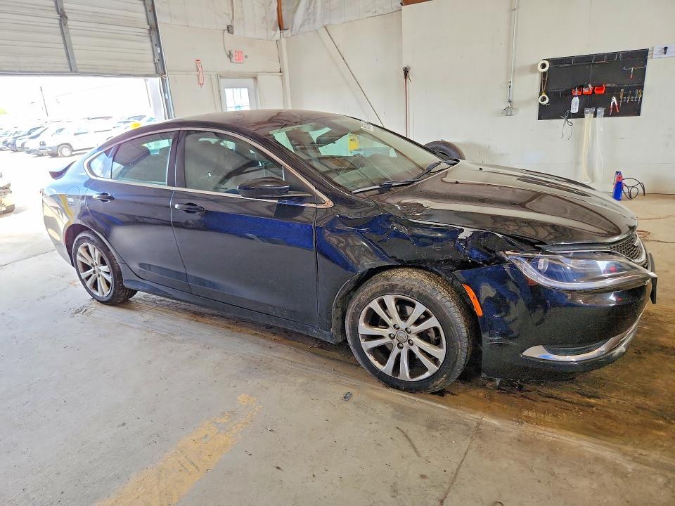 2015 CHRYSLER 200 LIMITED — Фото 4 из 12