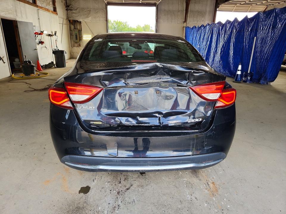 2015 CHRYSLER 200 LIMITED — Фото 6 из 12