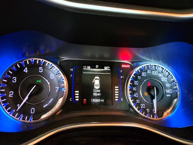 2015 CHRYSLER 200 LIMITED — Фото 9 из 12
