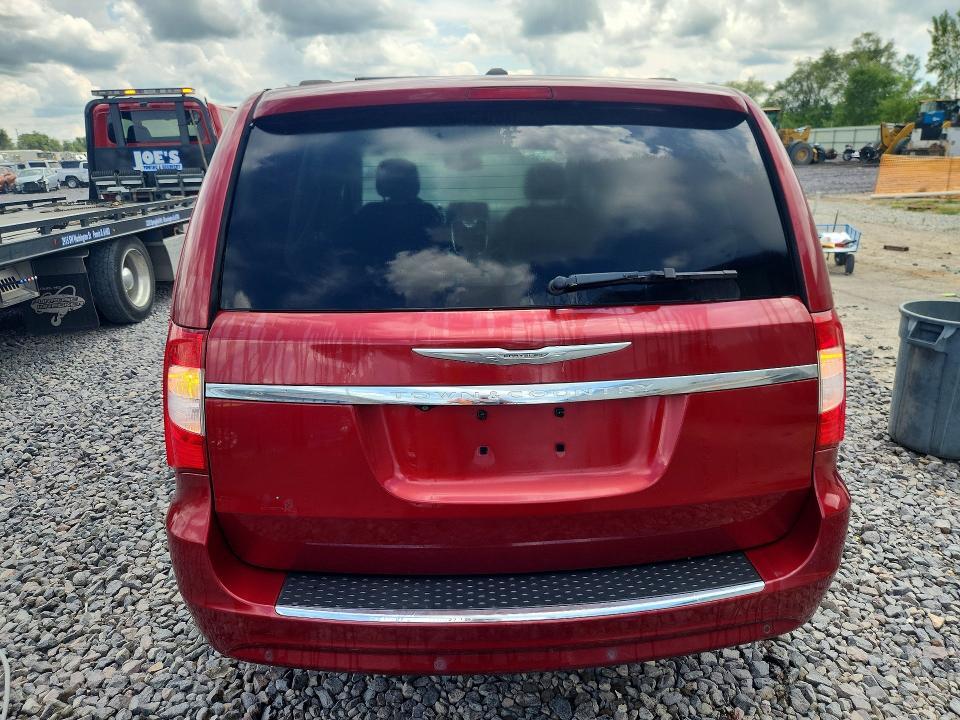 2015 CHRYSLER TOWN & COUNTRY TOURING L — Фото 6 из 13