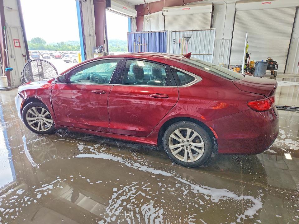 2015 CHRYSLER 200 LIMITED — Фото 2 из 12