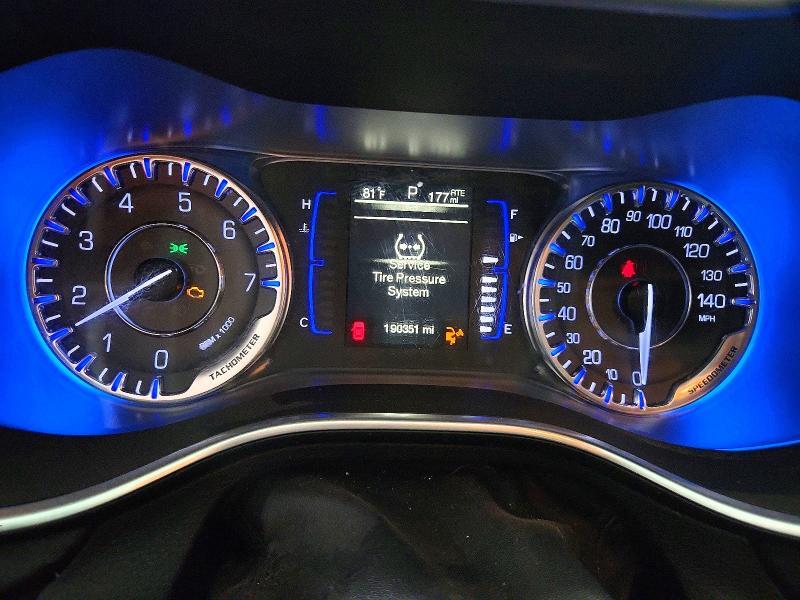 2015 CHRYSLER 200 LIMITED — Фото 9 из 12