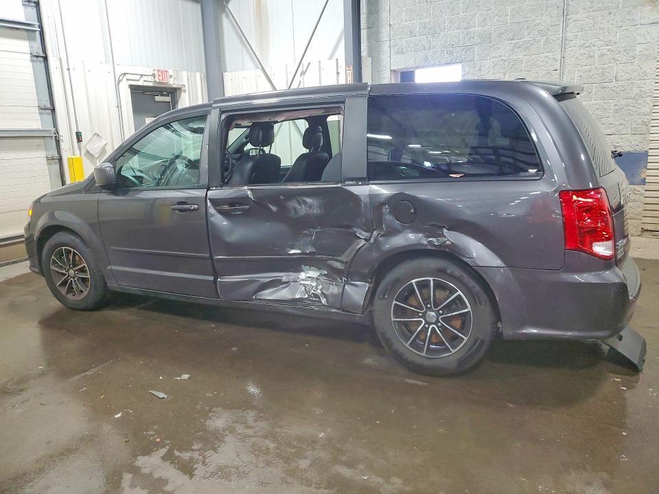 2015 DODGE GRAND CARAVAN SXT — Фото 2 из 12