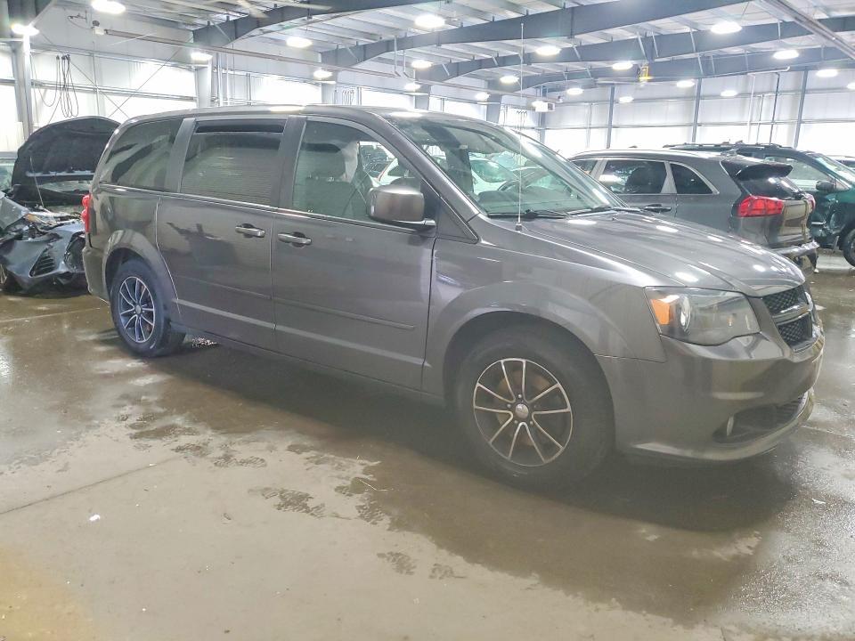 2015 DODGE GRAND CARAVAN SXT — Фото 4 из 12