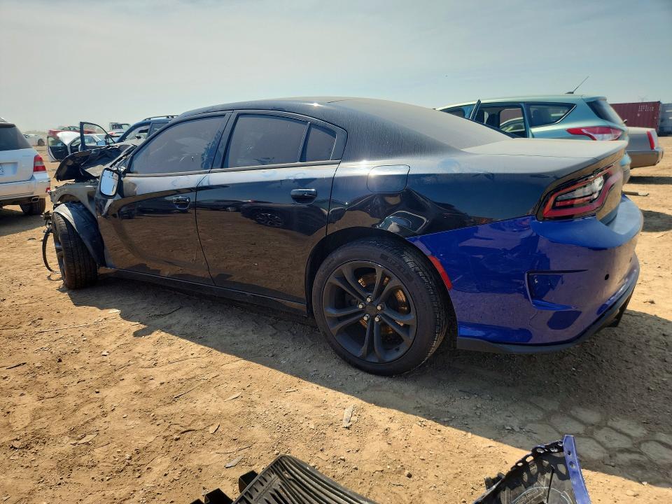 2C3CDXKT3FH927729 2015 DODGE CHARGER photo no. 2