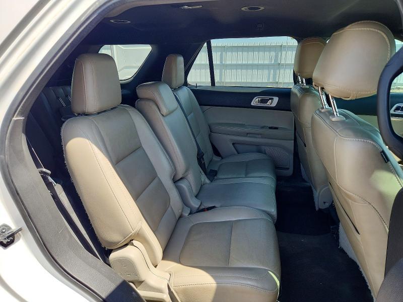 2015 FORD EXPLORER XLT — Фото 11 из 13