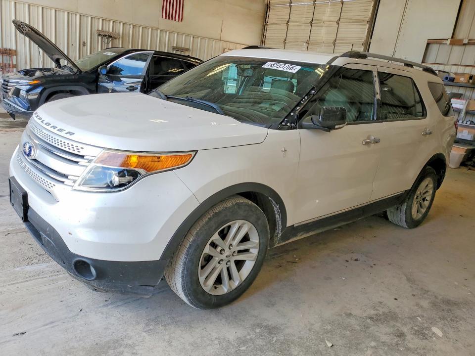 1FM5K7D84FGC15367 2015 FORD EXPLORER photo no. 1
