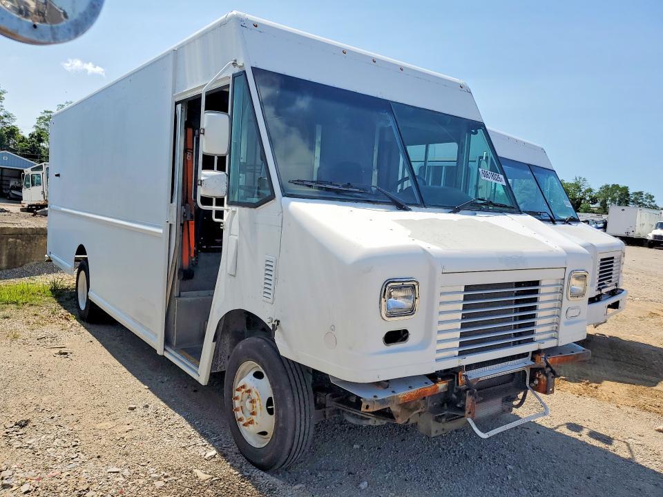 2015 FORD F59 DELIVERY TRUCK — Фото 4 из 12