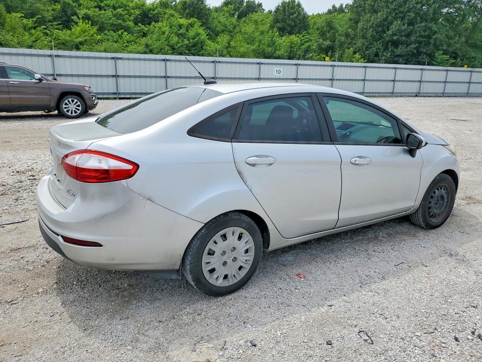 2015 FORD FIESTA S — Фото 3 из 12