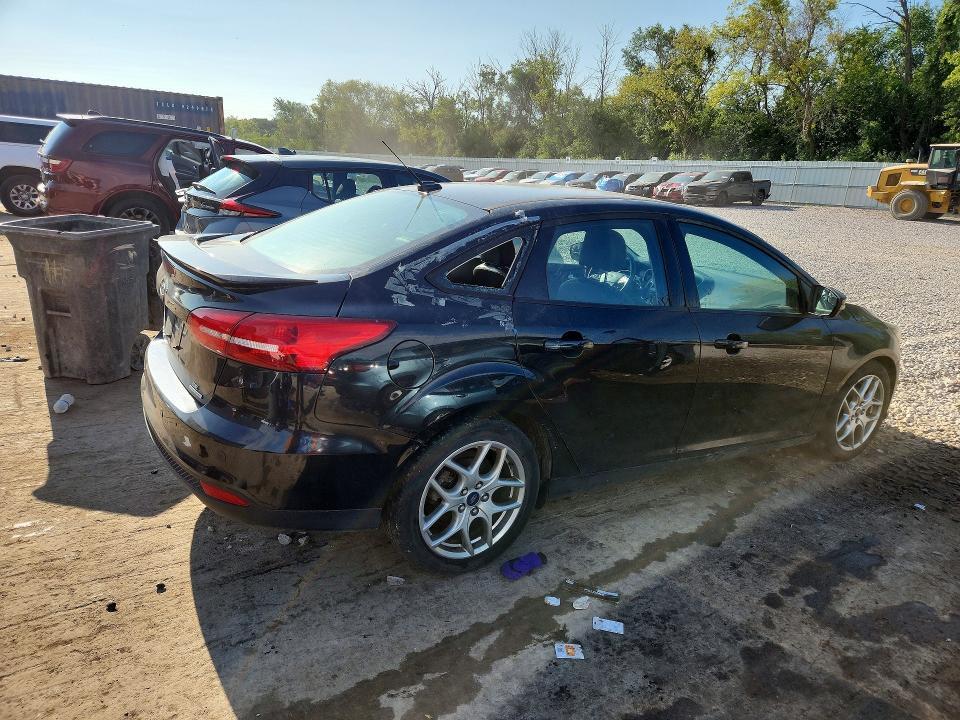 2015 FORD FOCUS SE — Фото 3 из 12
