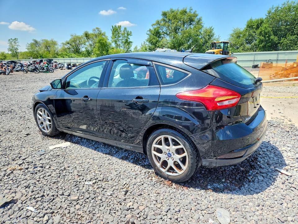 1FADP3K27FL238986 2015 FORD FOCUS photo no. 2