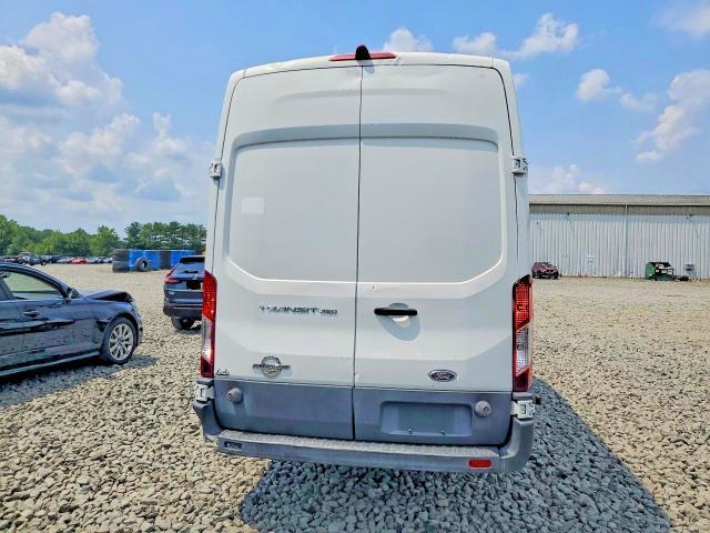 2015 FORD TRANSIT T-350 — Фото 6 из 13