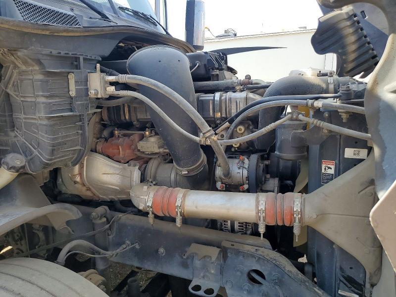 3AKJGLD63FSGL2675 2015 FREIGHTLINER CASCADIA photo no. 11