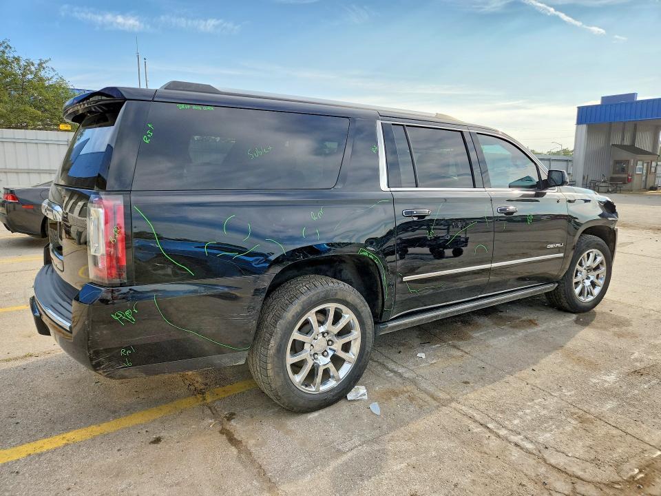 1GKS2JKJ7FR697738 2015 GMC YUKON XL photo no. 3