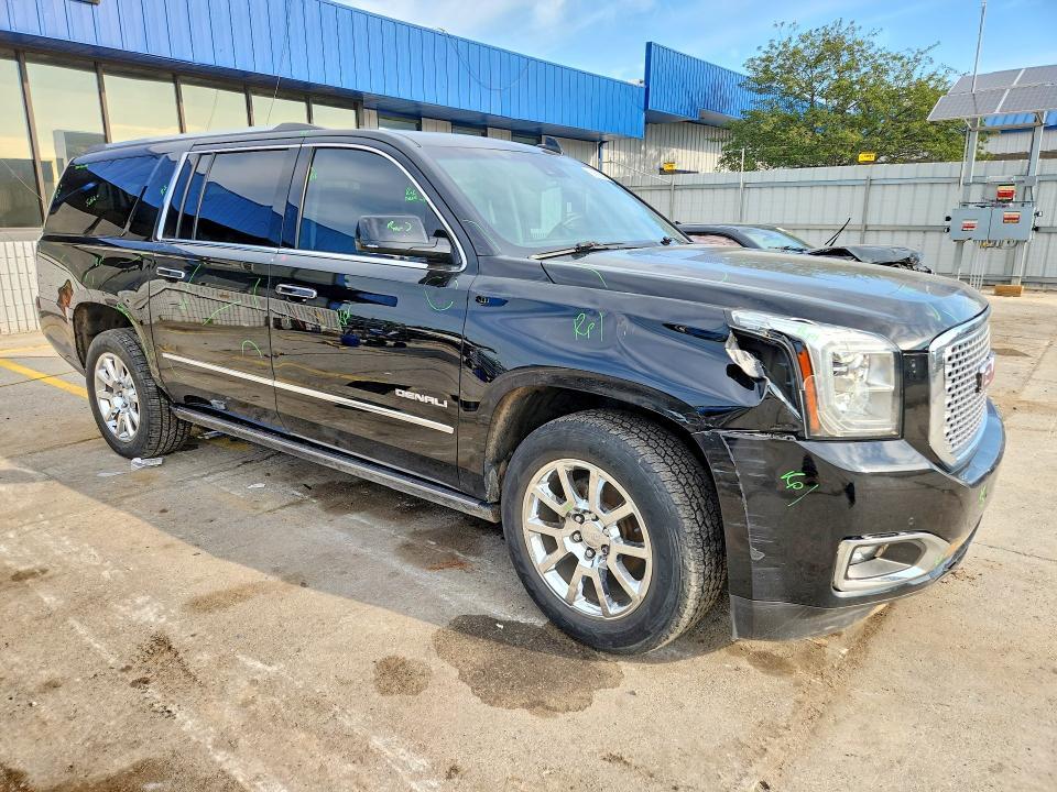1GKS2JKJ7FR697738 2015 GMC YUKON XL photo no. 4