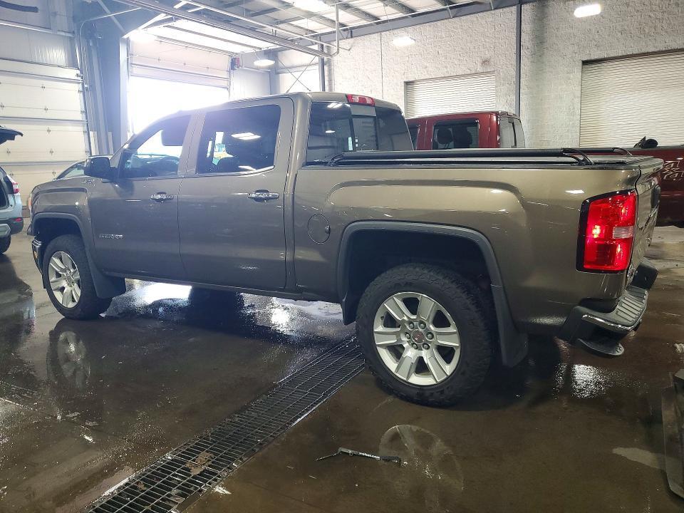 2015 GMC SIERRA K1500 SLT — Фото 2 из 12