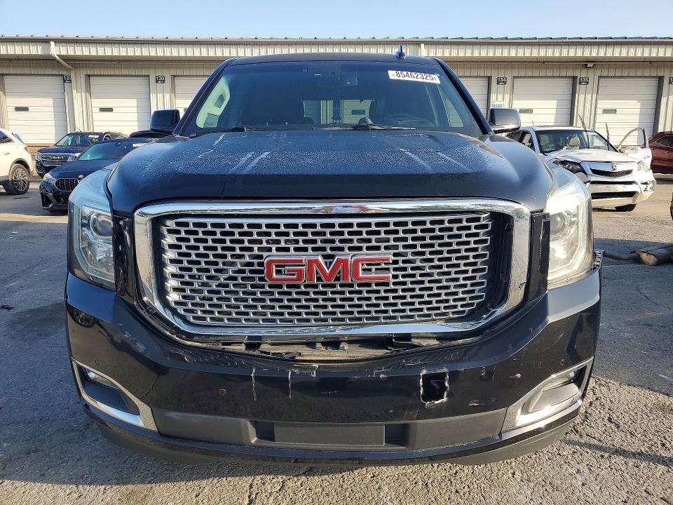 2015 GMC YUKON DENALI — Фото 5 из 13