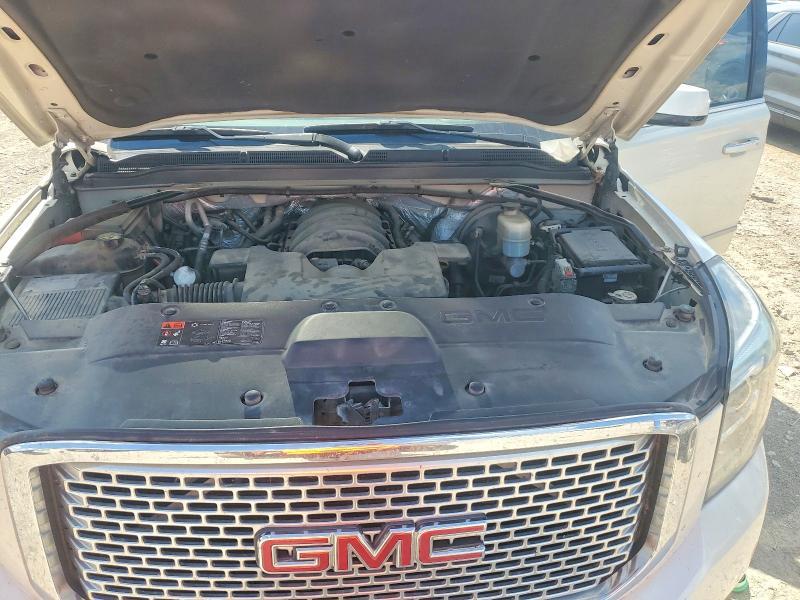 2015 GMC YUKON DENALI — Фото 12 из 13