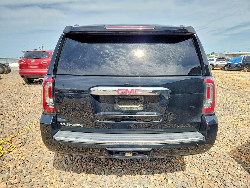 2015 GMC YUKON DENALI — Фото 6 из 13