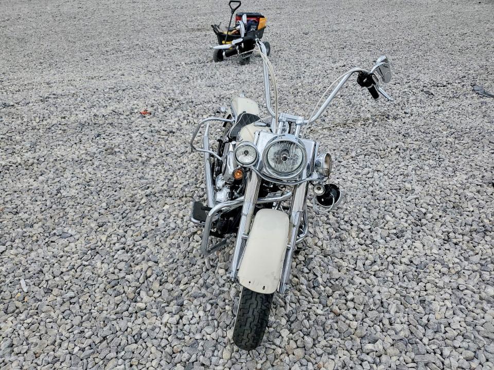 1HD1JDV19FB032872 2015 HARLEY-DAVIDSON FLSTN photo no. 2