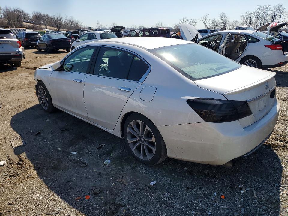 1HGCR2F50FA254944 2015 HONDA ACCORD photo no. 2
