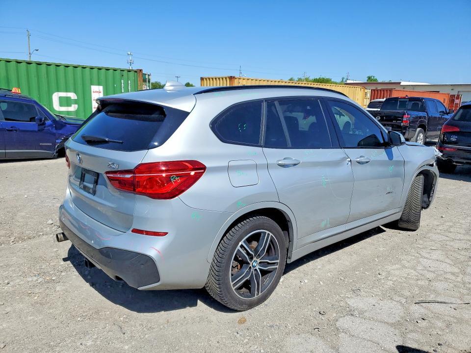 2017 BMW X1 XDRIVE28I — Фото 3 из 13