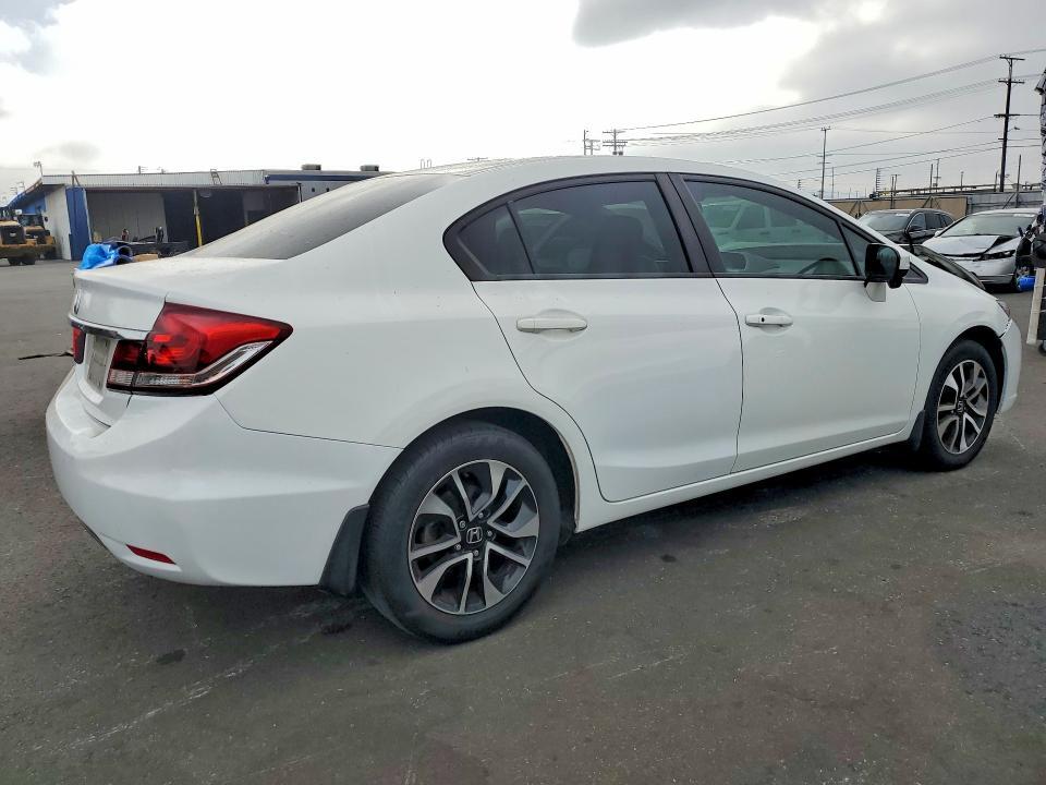 19XFB2F81FE220485 2015 HONDA CIVIC photo no. 3