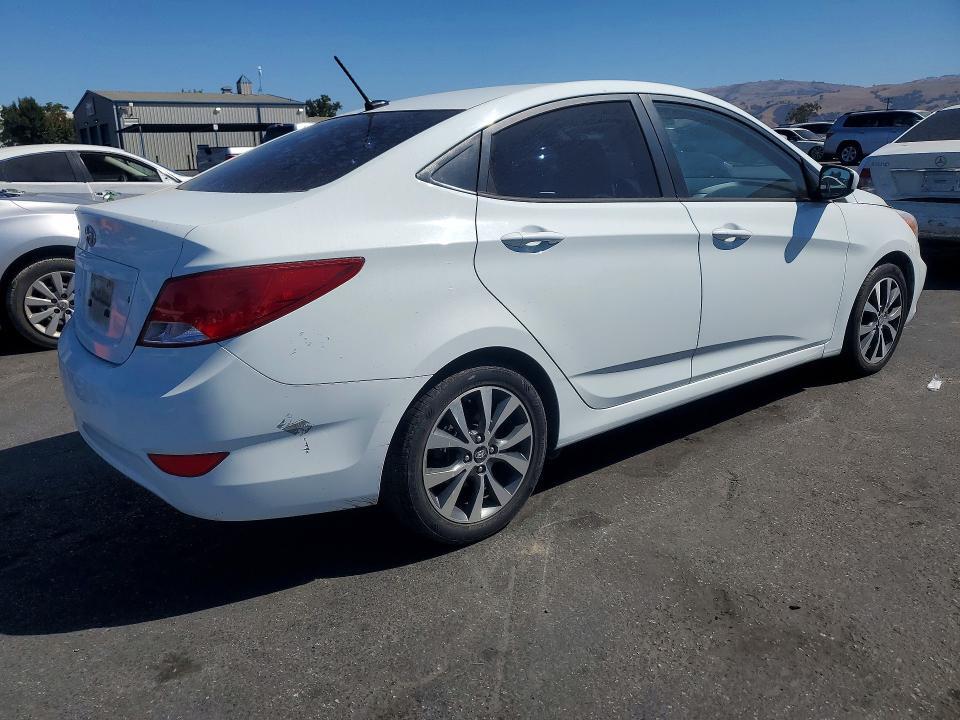 KMHCU4AE0FU923966 2015 HYUNDAI ACCENT photo no. 3