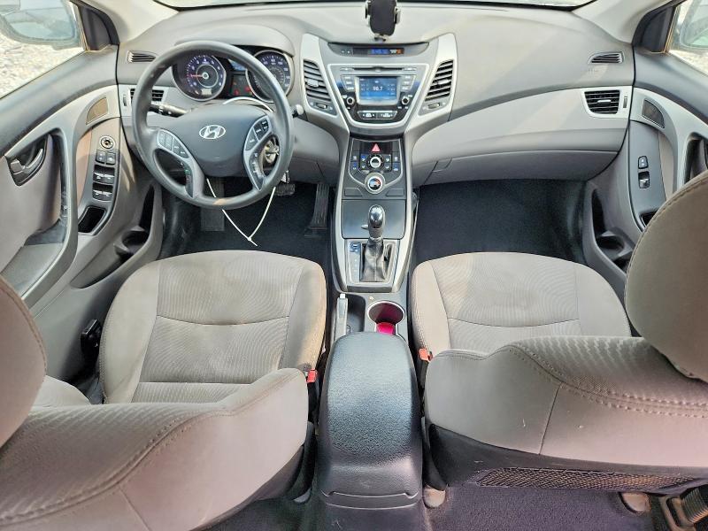 2015 HYUNDAI ELANTRA SE — Фото 8 из 13