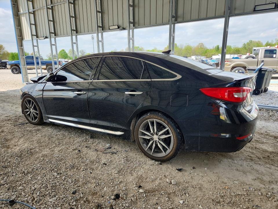 2015 HYUNDAI SONATA SPORT 2.0T — Фото 2 из 13