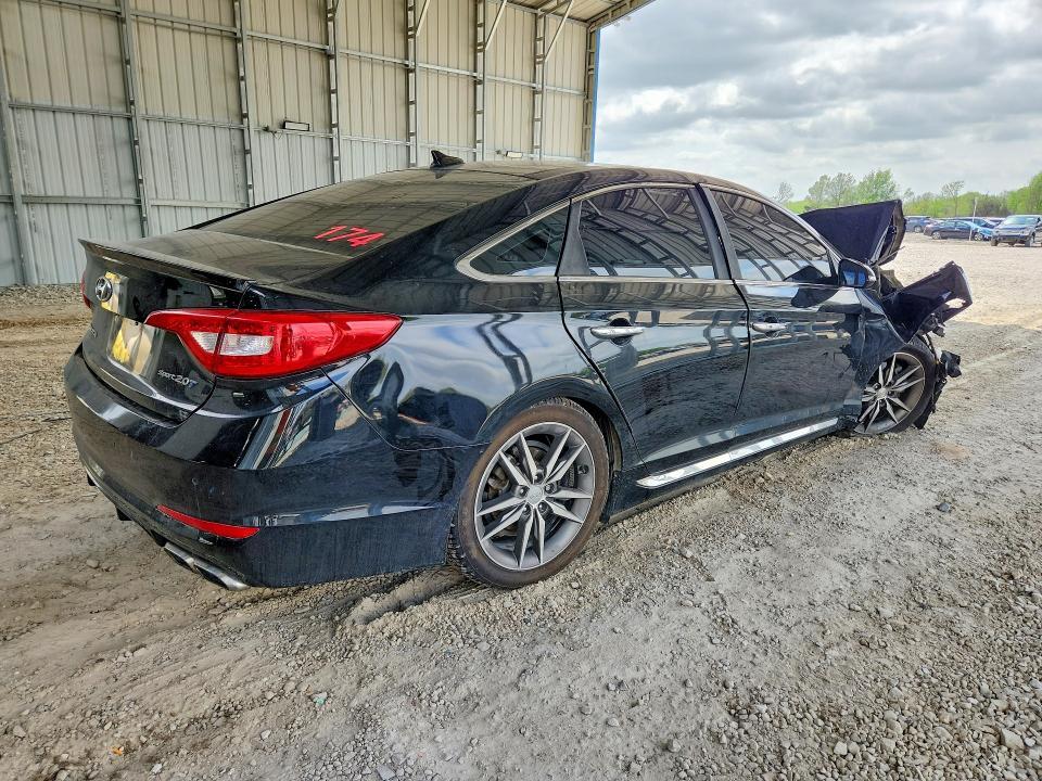 2015 HYUNDAI SONATA SPORT 2.0T — Фото 3 из 13