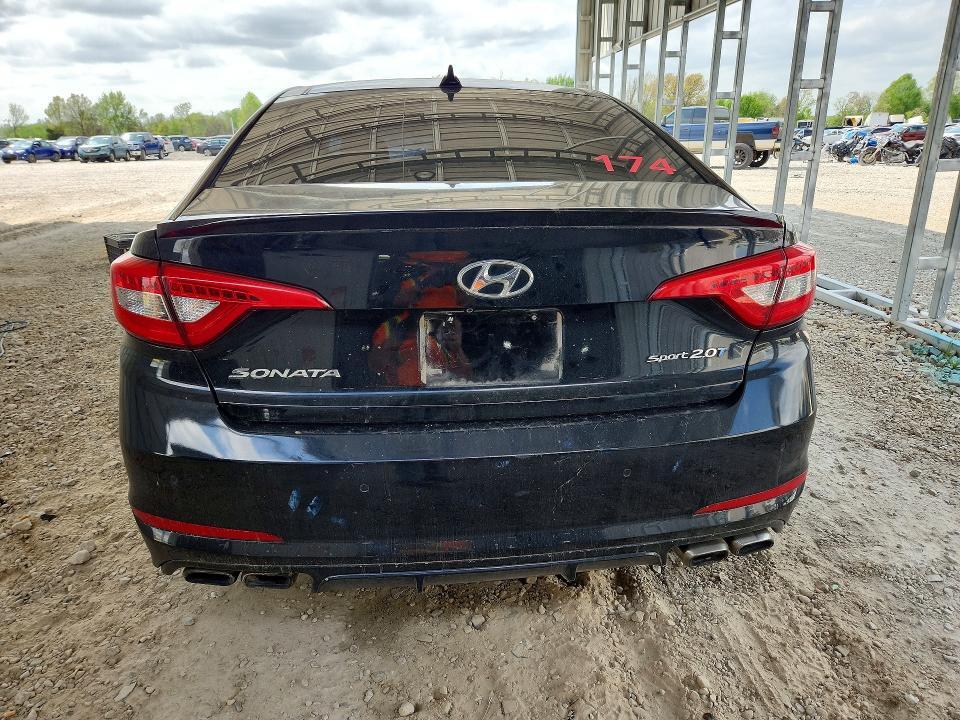 2015 HYUNDAI SONATA SPORT 2.0T — Фото 6 из 13