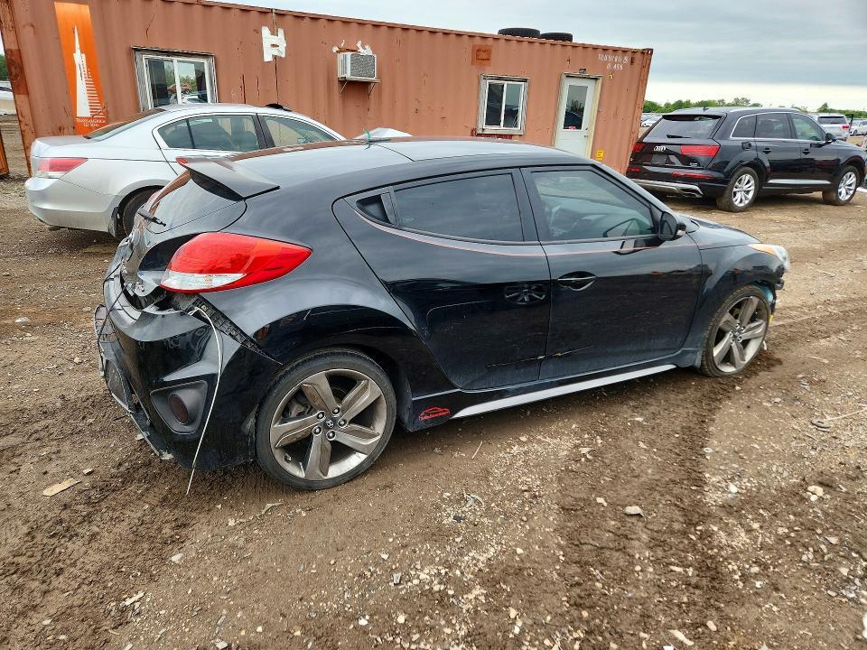 2015 HYUNDAI VELOSTER TURBO — Фото 3 из 12