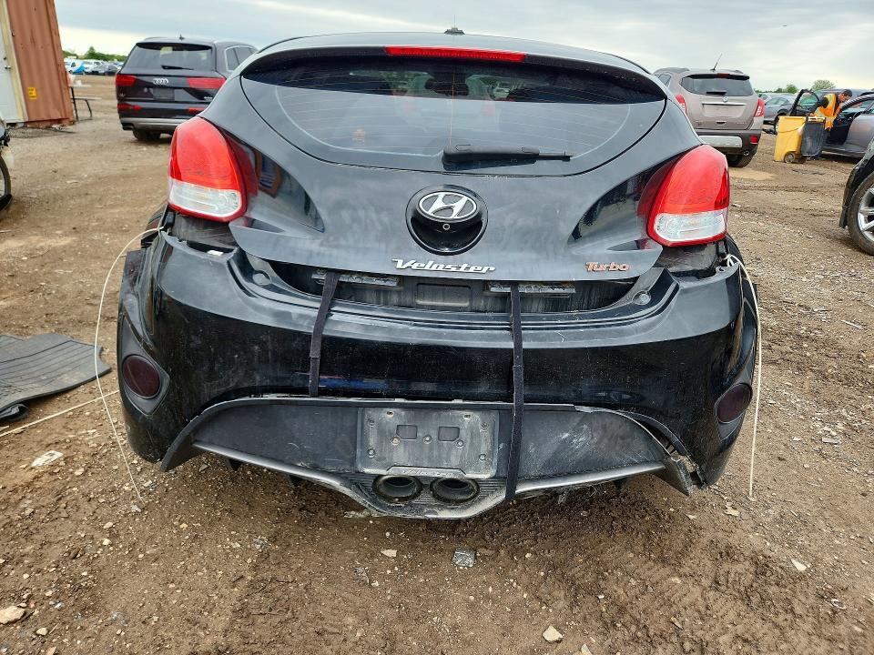 2015 HYUNDAI VELOSTER TURBO — Фото 6 из 12